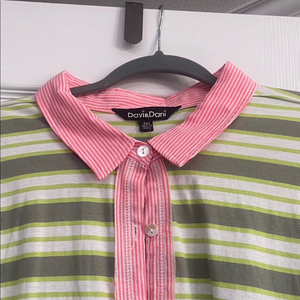 DAVI & DANI Women’s Striped Button Down Shirt in Green and Pink - Picture 4 of 9